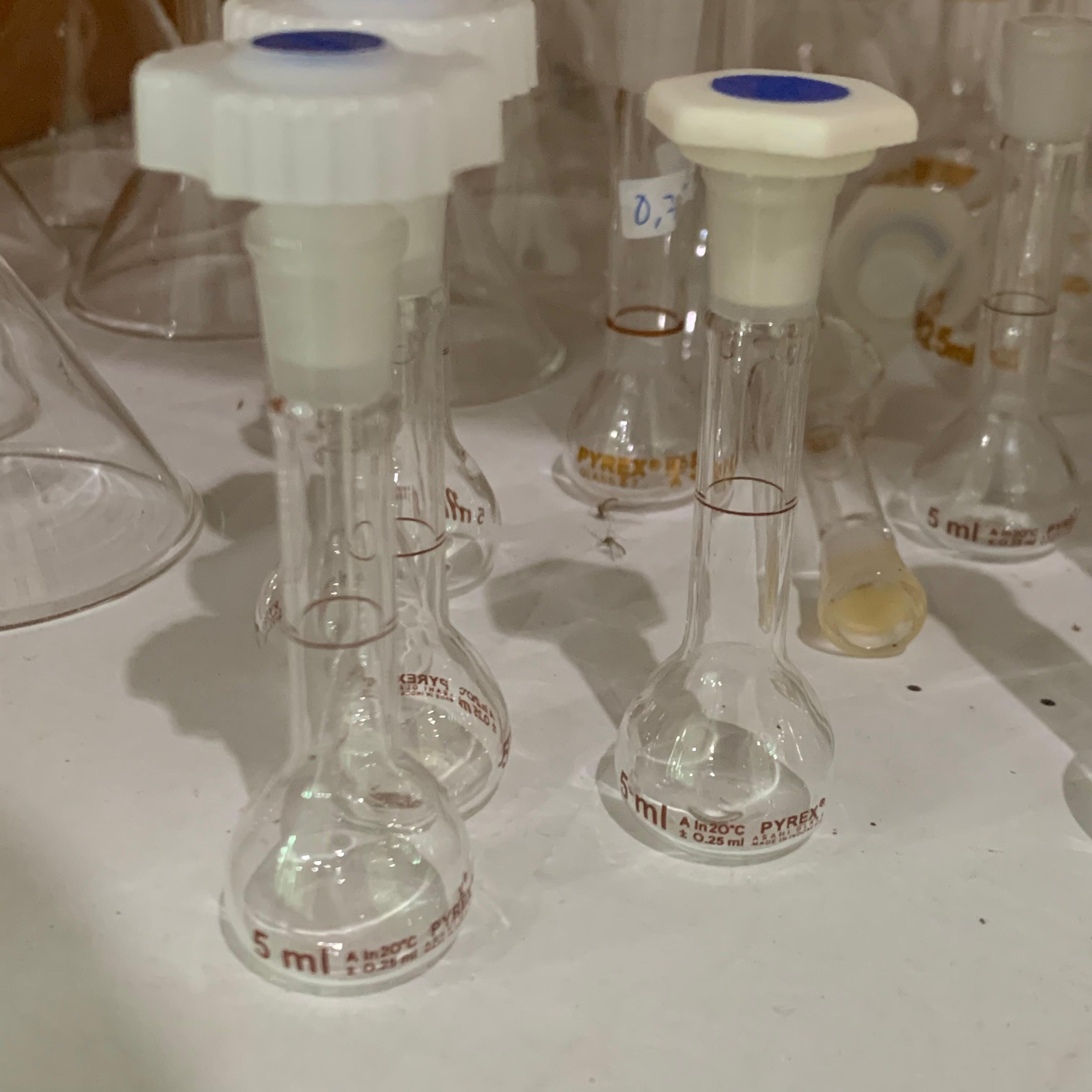 Labu Takar 5 mL