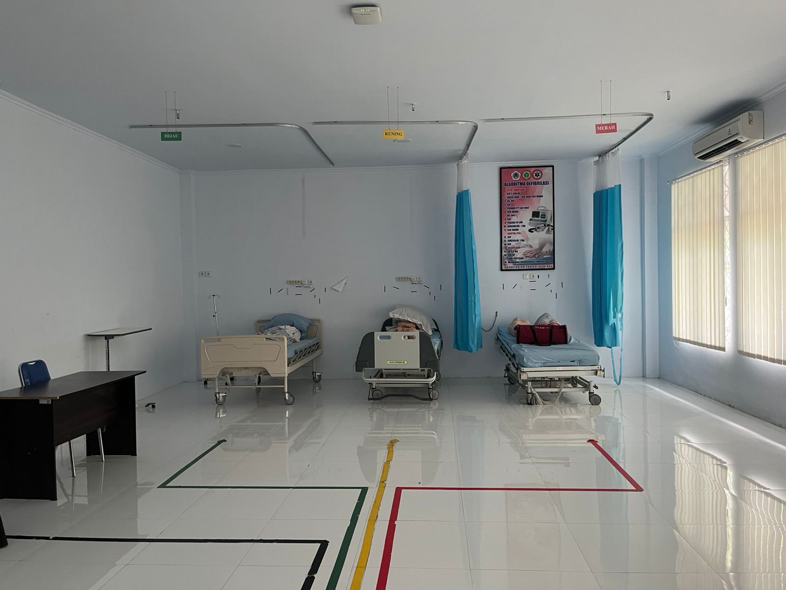 R. Laboratorium Gadar Jurusan Keperawatan 